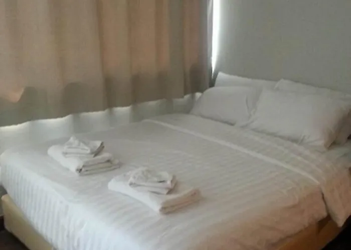Hotel Nantra Silom 3*