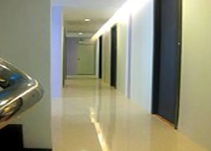 Nantra Silom