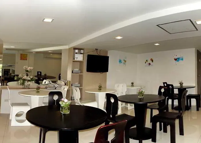 Nantra Silom Hotel 3*