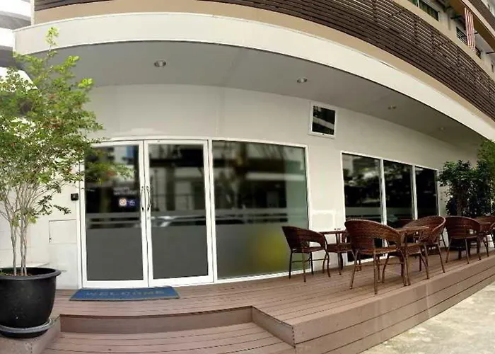 Nantra Silom Hotel 3*