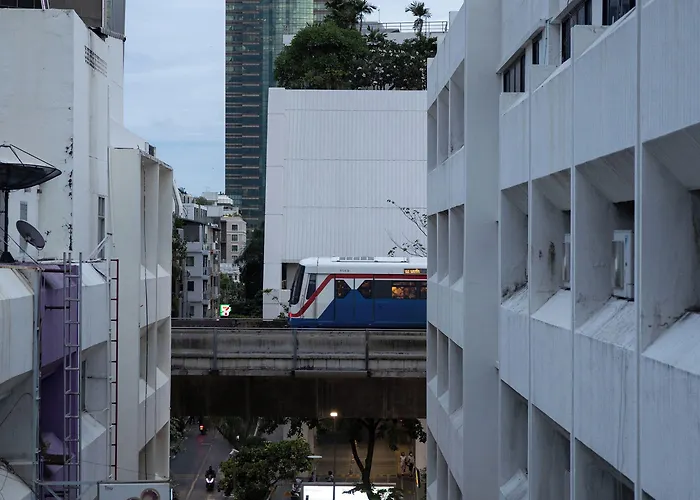 Nantra Silom Hotel 3*