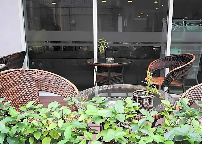 酒店 西隆楠特拉酒店 3*